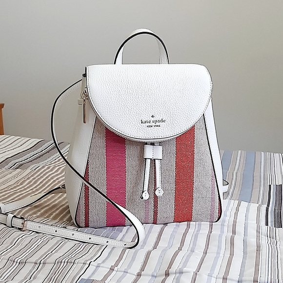 Kate spade  backpack - Picture 2 of 9